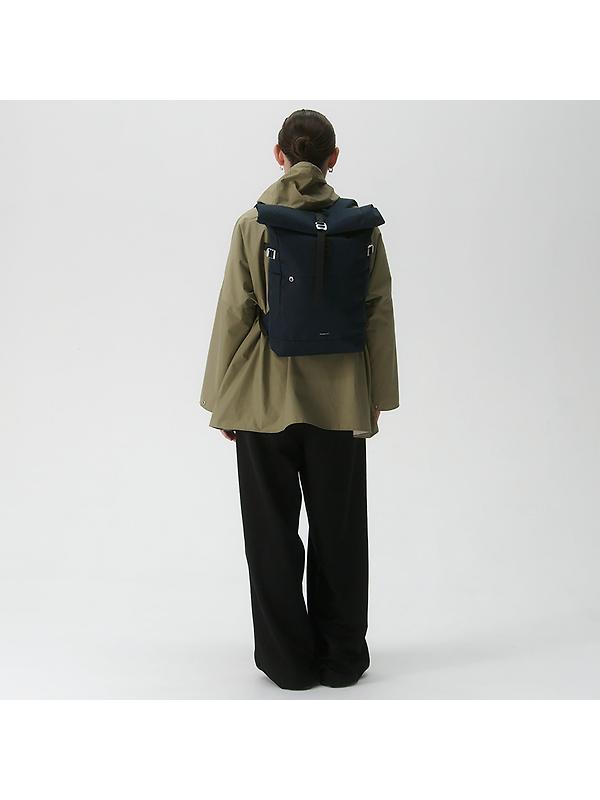 Sandqvist Icon Rolltop Backpack M 23L 14" - Navy/Black Image 10