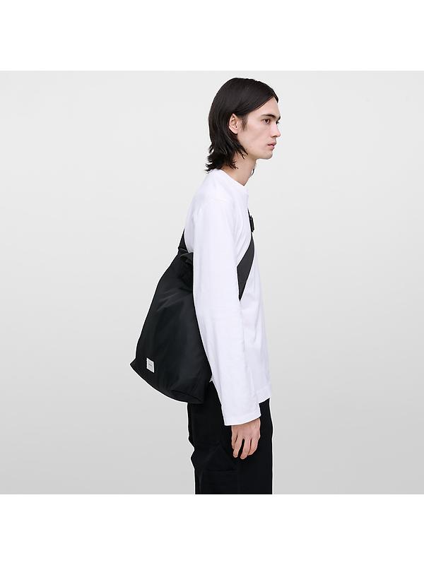 Sandqvist Ground Shopper Bag - Black Image 2