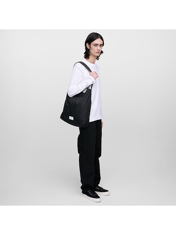 Sandqvist Ground Shopper Bag - Black Image 10