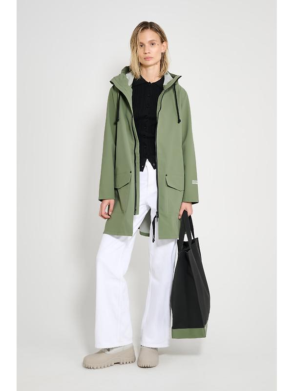 Stutterheim Women's Mosebacke Lightweight Patch Raincoat - Dry Green Image 3