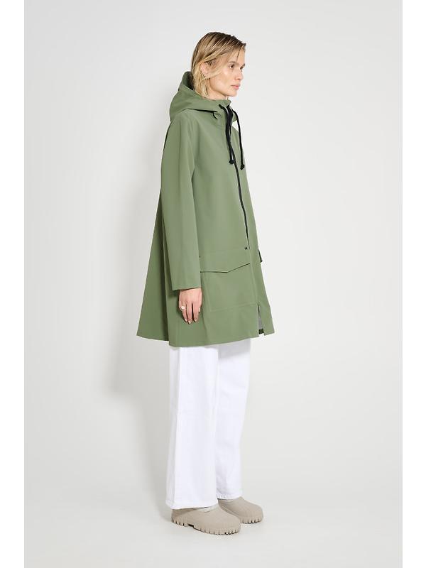 Stutterheim Women's Mosebacke Lightweight Patch Raincoat - Dry Green Image 5