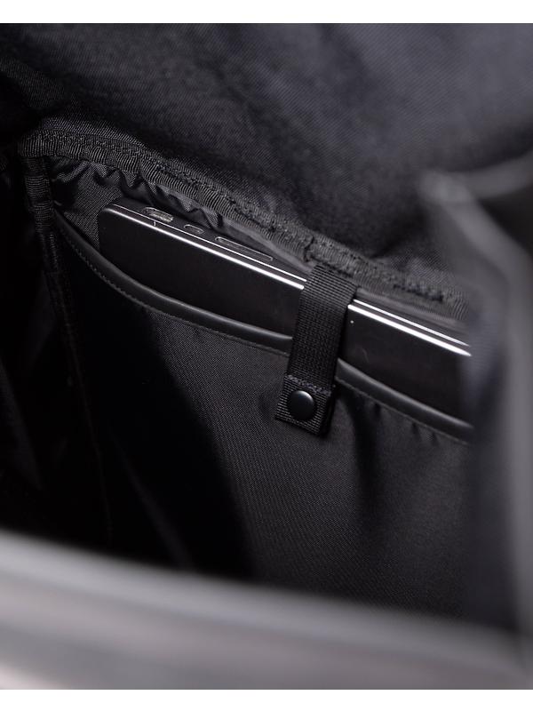 Sandqvist Stream Slim Rolltop Backpack M 20L 14" - Black Image 9