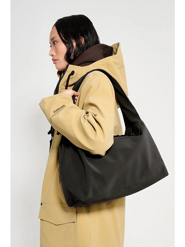 Stutterheim Women's Ewa Bag - Matte Black Image 2