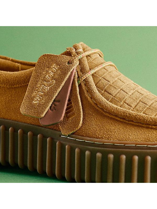 Clarks Women's Torhill Bee - Golden Tan Suede Image 3