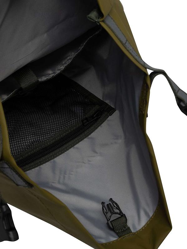 Sandqvist Konrad Rolltop Backpack - 17L - Moss Green Image 10