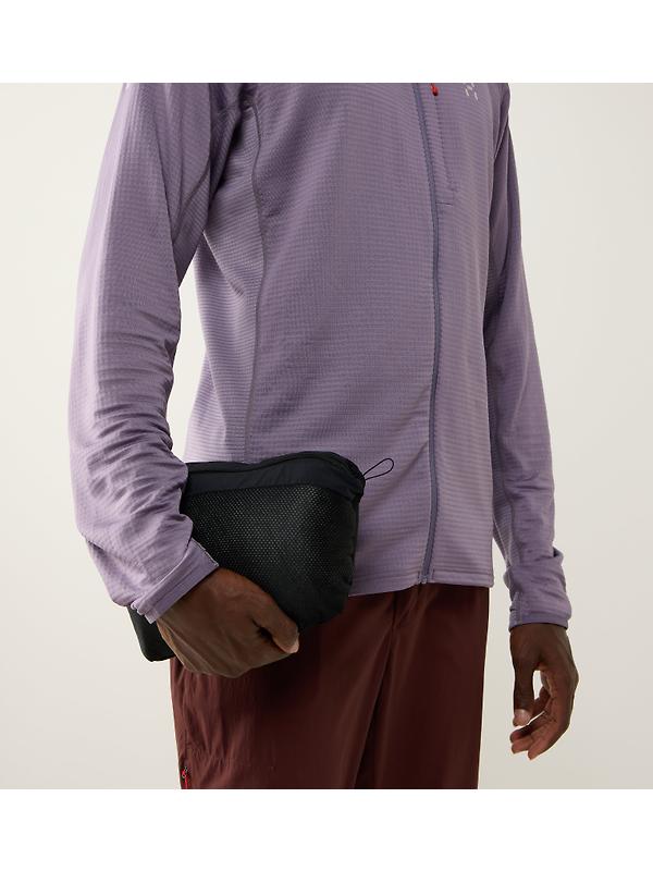 Haglöfs Men's L.I.M Mimic Barrier Hood Insulated Jacket - True Black Image 13