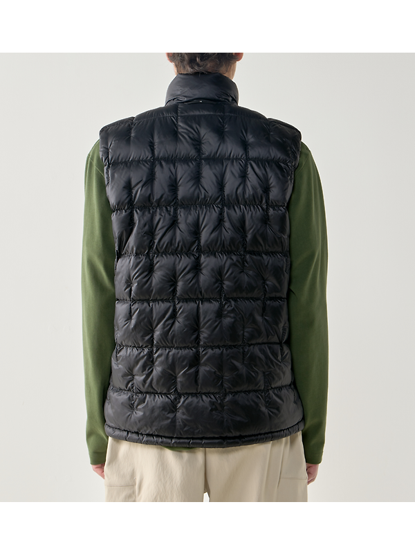 Haglöfs Men's Hede Down Vest - True Black Image 3