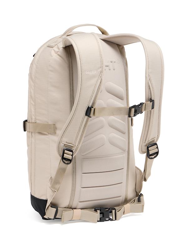 Haglöfs Tight Medium Backpack - True Black/Chalk Beige Image 5