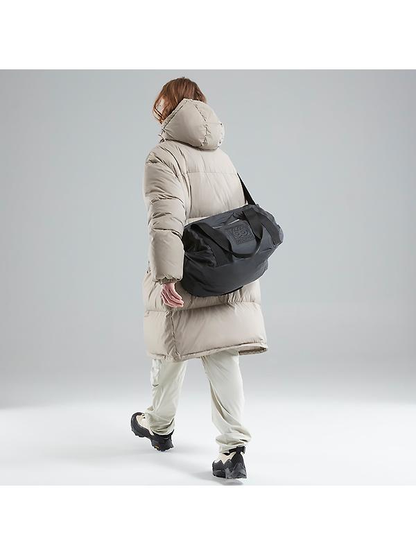 66°North Sports Bag - Black Image 7