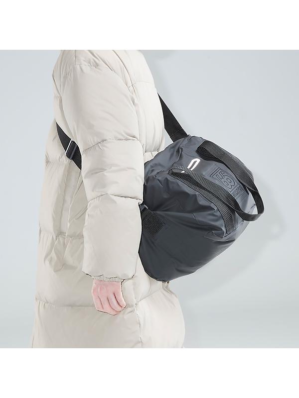 66°North Sports Bag - Black Image 8