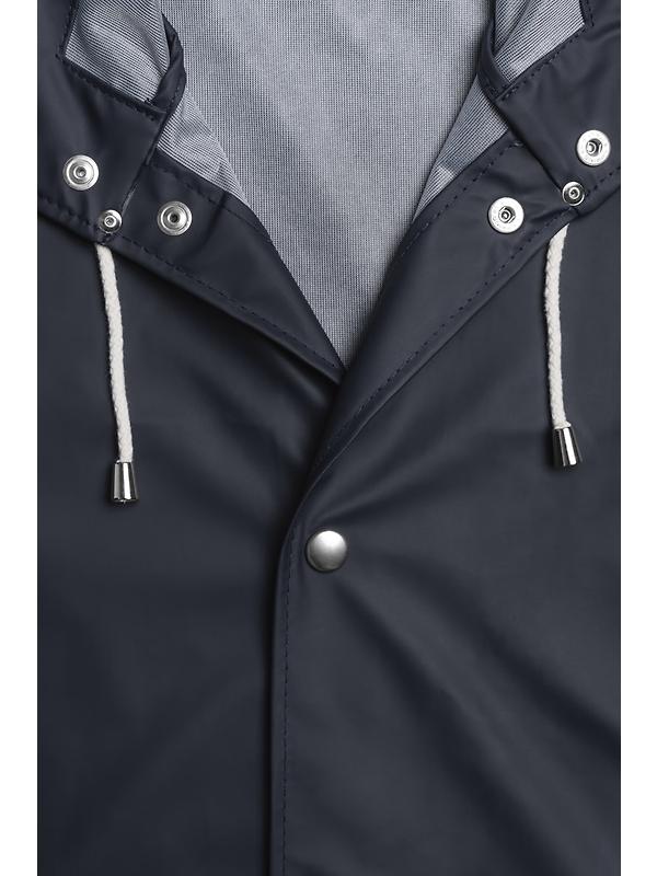 Stutterheim Stockholm Lightweight Raincoat - Navy Image 4