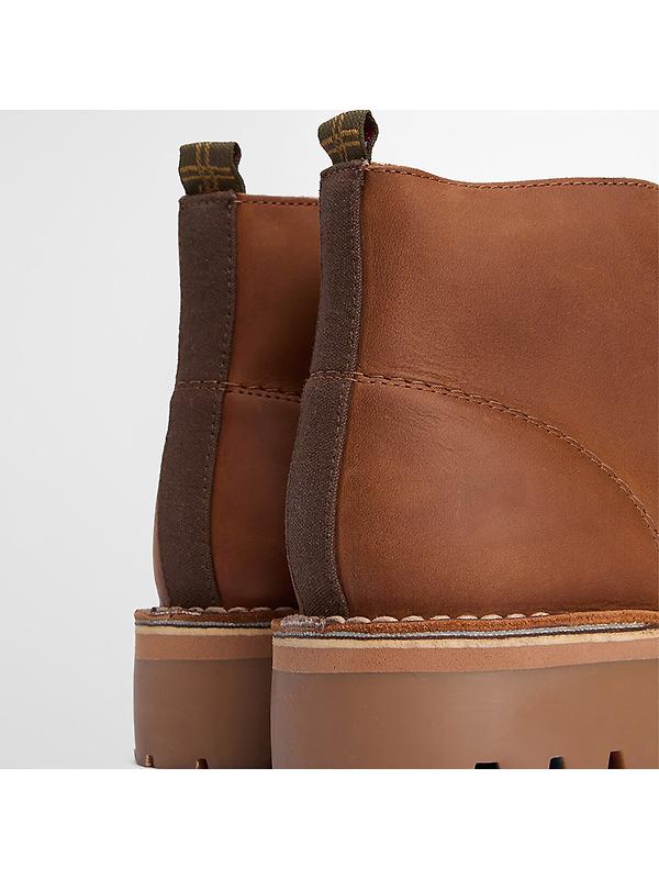Barbour Men's Hobart Chukka Boots - Cognac Image 5