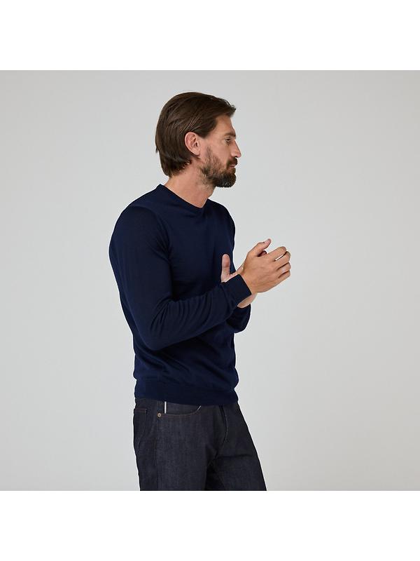 Oliver Sweeney Men's Camber Jumper - Navy Image 3