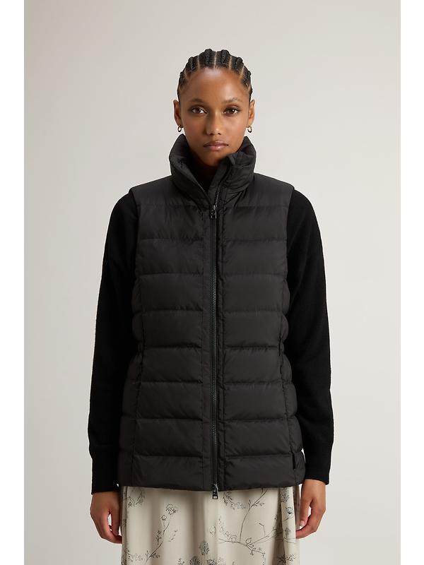 Woolrich Women's Quilted Microfiber Shirley Vest - Black Image 2