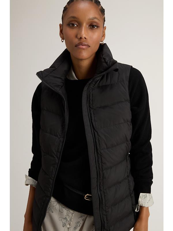 Woolrich Women's Quilted Microfiber Shirley Vest - Black Image 5