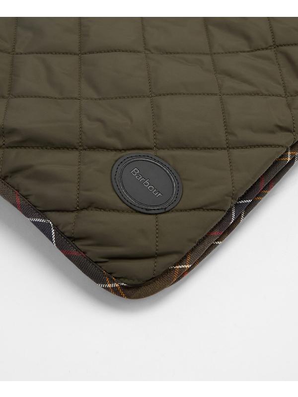 Barbour Dog Quilt & Fleece Blanket - Olive Image 4
