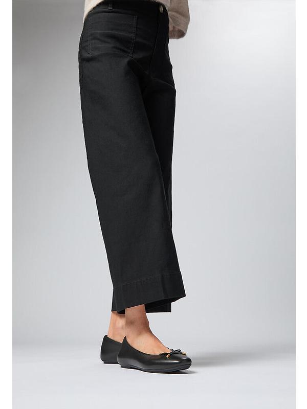 FitFlop Women's DELICATO Bow Soft Leather Ballet Flats - Black Image 2