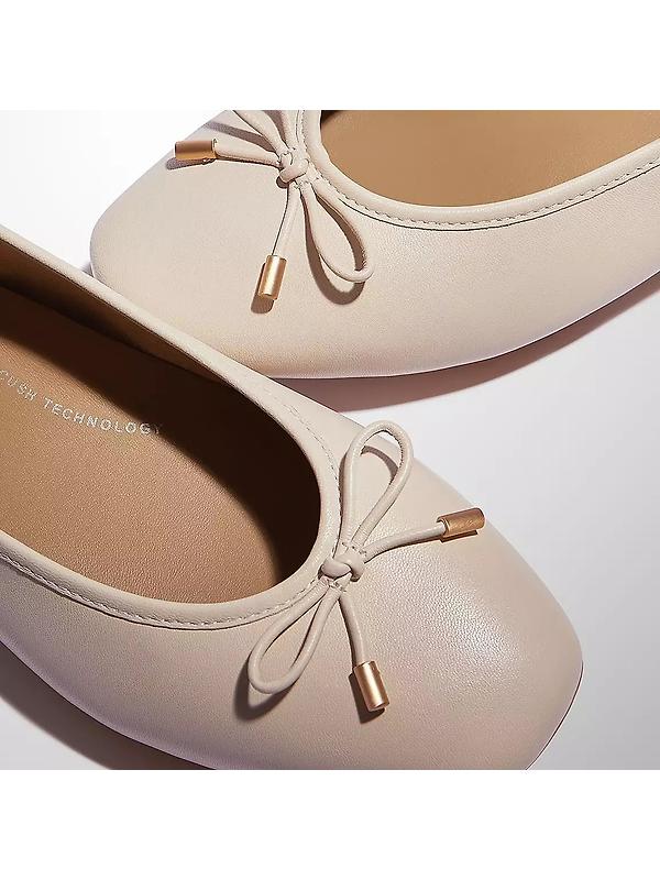 FitFlop Women's DELICATO Bow Soft Leather Ballerina Flats - Paris Beige Image 5