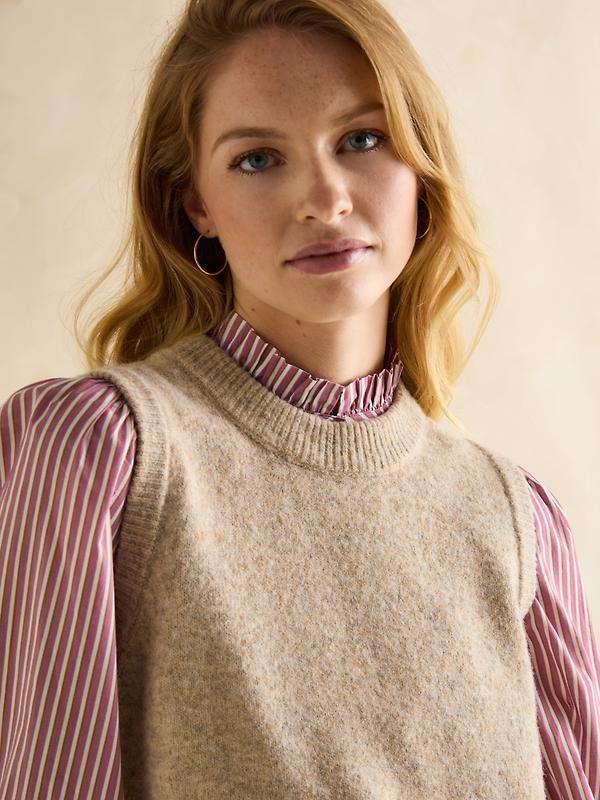 Joules Women's Holly Knitted Vest - Camel Image 5