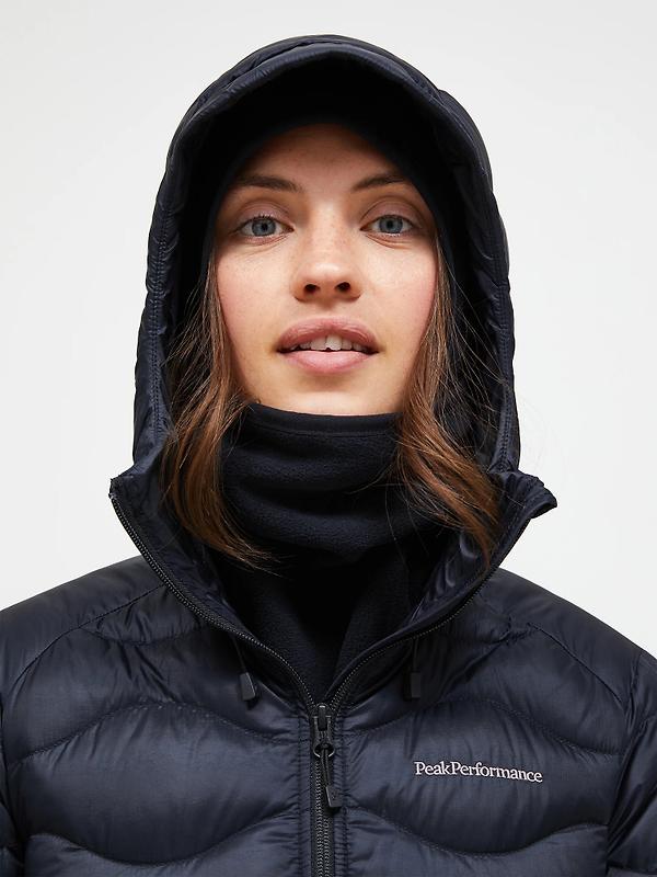 Peak Performance Women's Helium Down Parka - Black Image 4