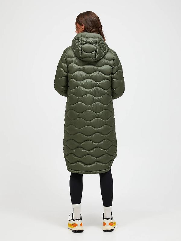Peak Performance Women's Helium Down Coat - Pine Needle/Olive Extreme Image 4