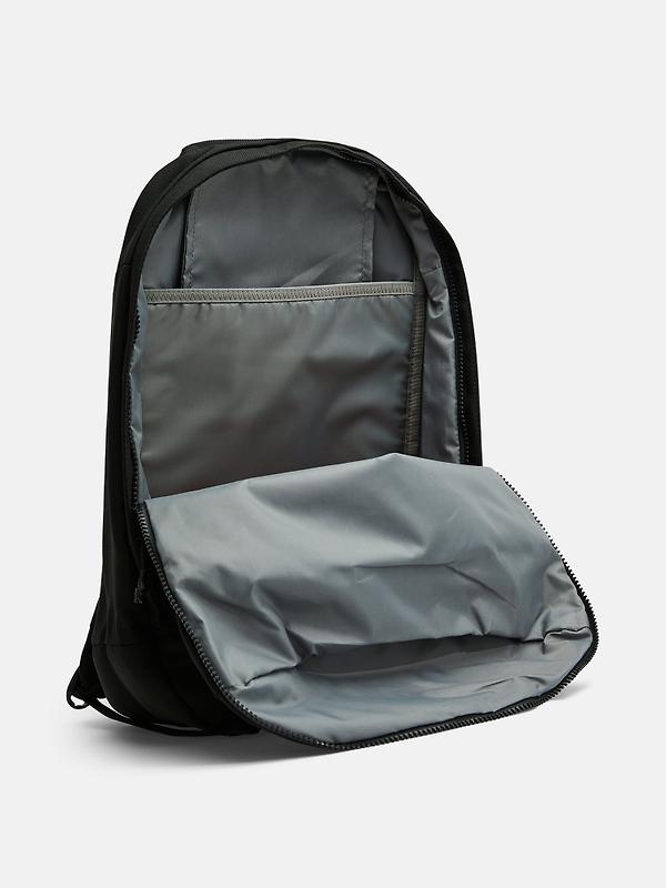 Peak Performance Detour Backpack 15L - Black Image 3