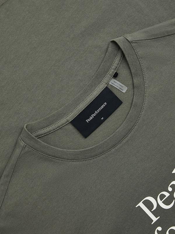 Peak Performance Men's Original Tee - Pine Needle/ Off White Image 4