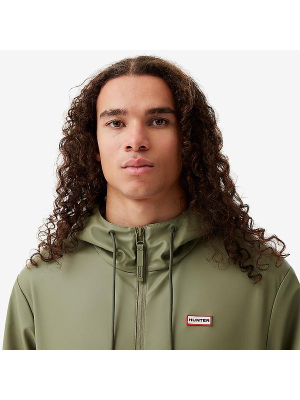 Hunter Unisex Downpour Andrea Pu Rain Coat - Deep Lichen Green Image 5