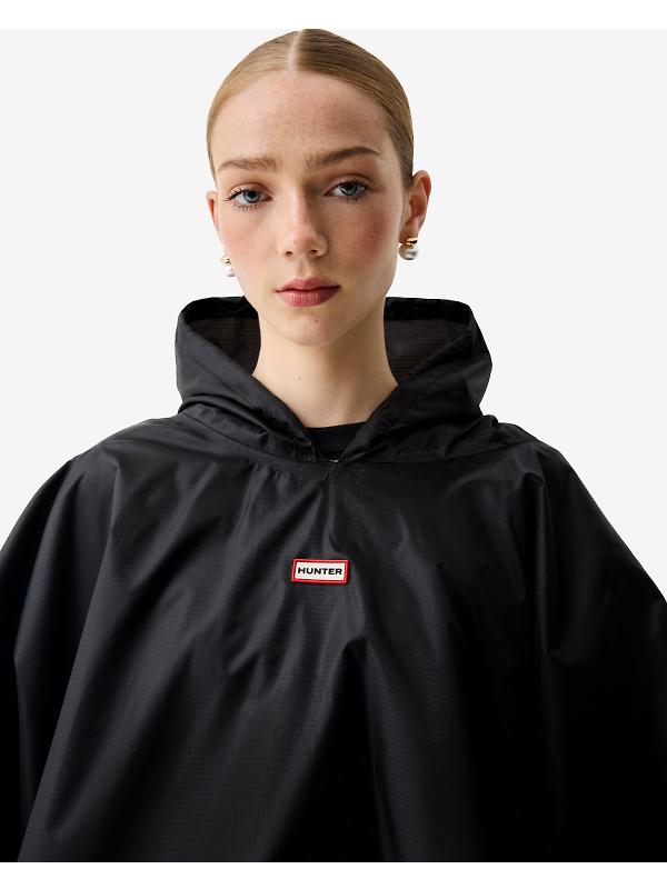 Hunter Unisex Packable Poncho - Black Image 17