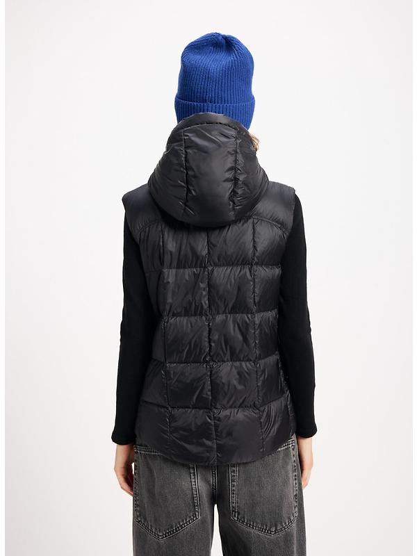 Pyrenex Women's Bassia Lightweight Sleeveless Down Jacket - Black Image 5