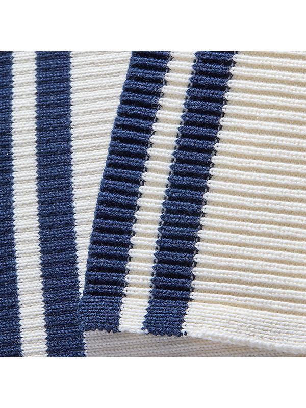 Holland Cooper Women's Antonia Crew Neck Knit - Navy Blue / Natural Stripe Image 8
