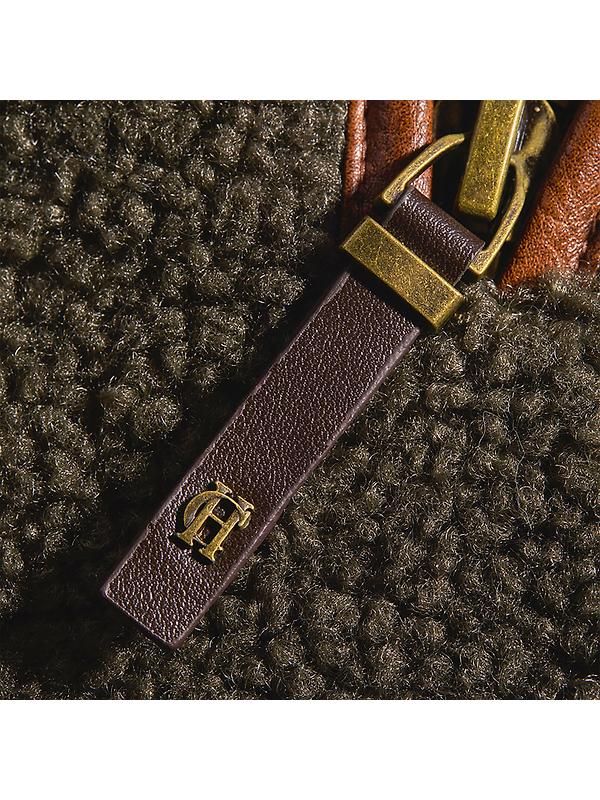 Holland Cooper Women's Country Fleece Quarter Zip - Khaki Borg Image 6