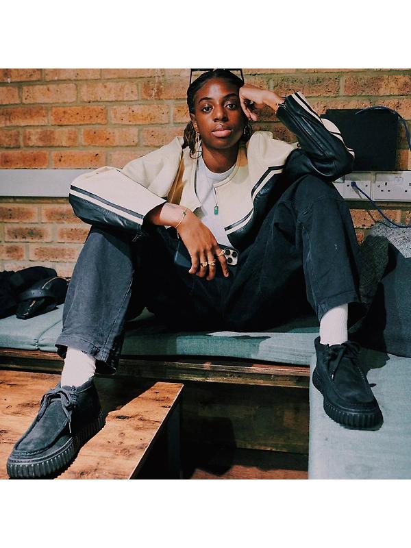 Clarks Torhill Hi Boots - Black Suede Image 10