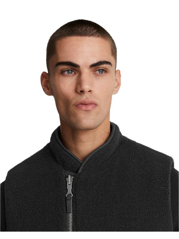 Lyle & Scott Men's Premium Reversible Quilted Gilet - Lacquer Image 4