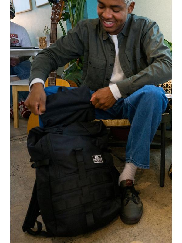 Dakine June Backpack 25L - Black Image 5