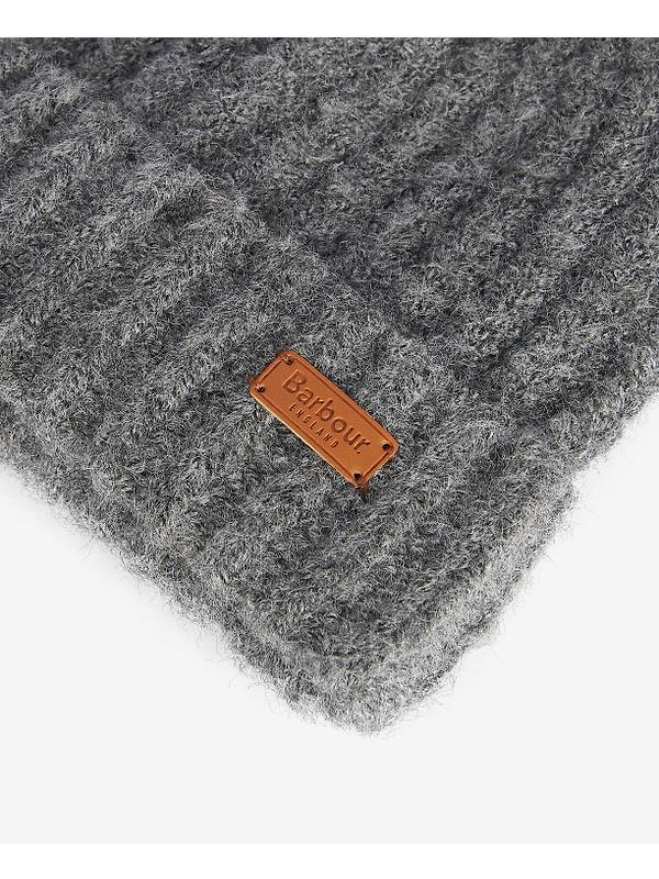 Barbour Women's Saltburn Beanie & Tartan Scarf Gift Set - Grey Rose Image 4