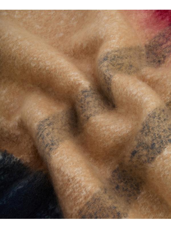 Barbour Women's Isla Tartan Boucle Scarf - Hessian Tartan Image 6