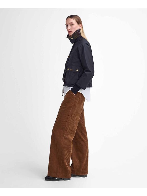 Barbour Women's Cropped Beadnell Wax Jacket - Black/Classic Image 3