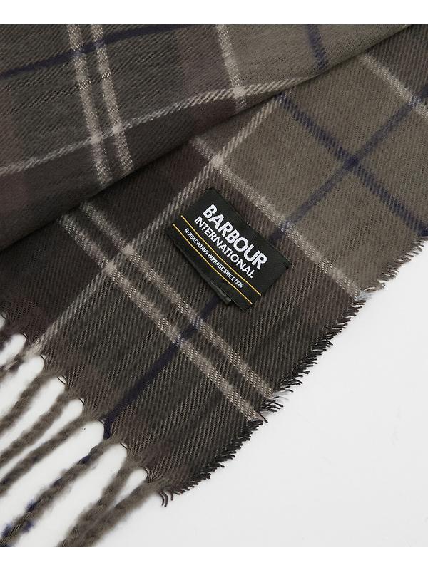 Barbour International Men's Sweeper Beanie and Scarf Gift Set - Black Image 10