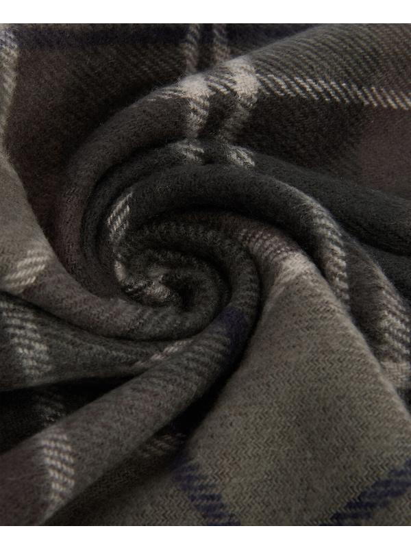 Barbour International Men's Sweeper Beanie and Scarf Gift Set - Black Image 12