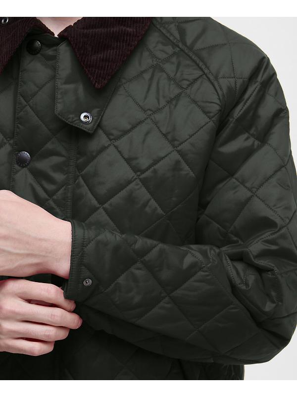 Barbour Men's OS Transport Quilted Jacket - Sage Image 7
