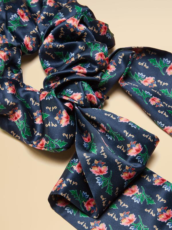 Joules Women's Elissia Scarf Scrunchie - Navy Image 3