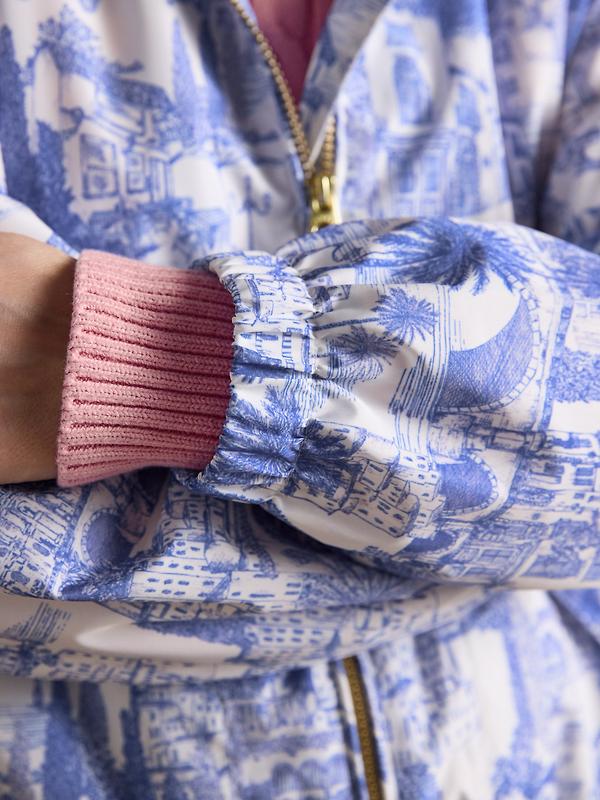 Joules Women's Rainly Waterproof Packable Raincoat with Hood - Cream & Blue Image 6