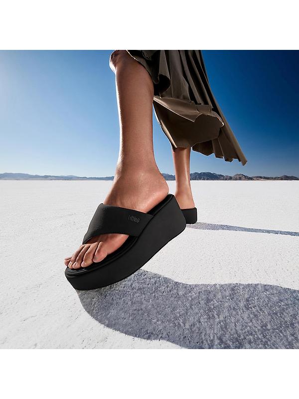 FitFlop Women's PLATFFORMS Wedge Toe-Post Sandals - Black Image 2