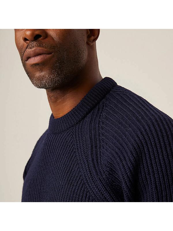Peregrine Men's Ford Made In England Crew Jumper - Navy Image 7