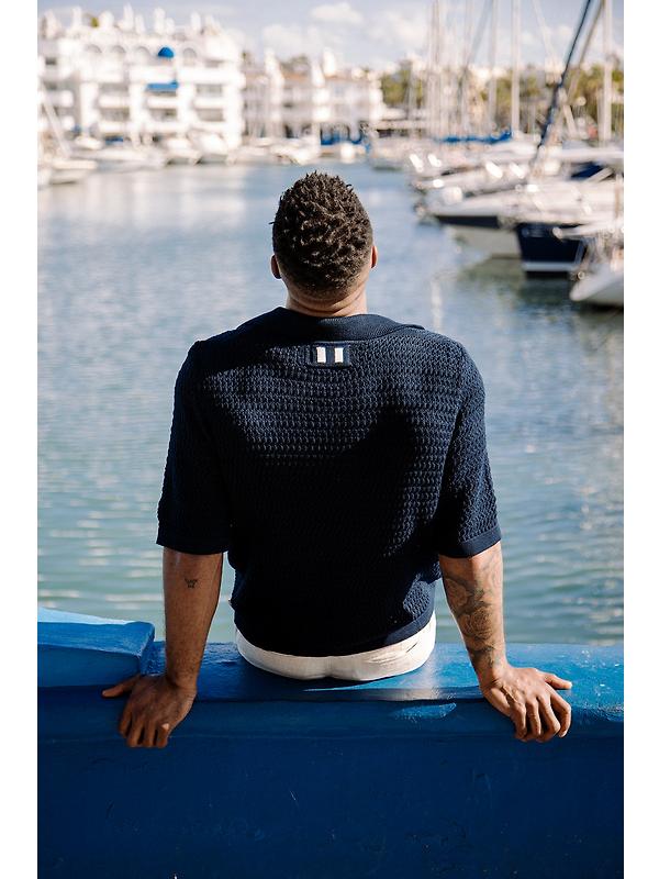 Peregrine Men's Island Crochet Polo Shirt - Navy Image 8