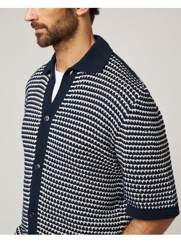 Peregrine Men's Island Crochet Shirt - Navy Image 4