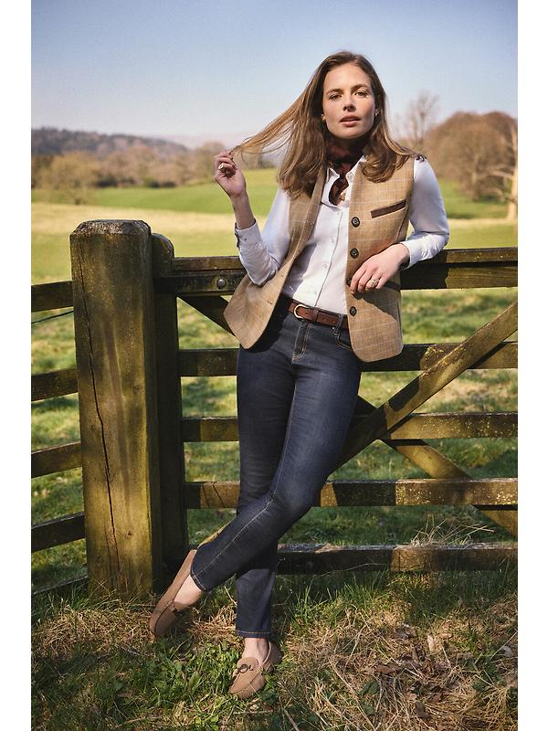 Barbour Women's Laire Driving Shoes - Light Trench Suede Image 3