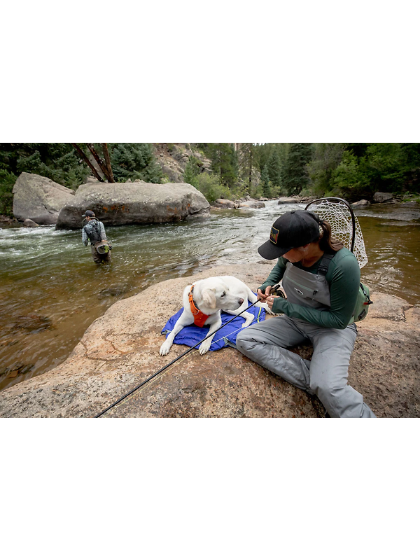 RUFFWEAR Highlands Dog Sleeping Bag - Huckleberry Blue (Medium) Image 11