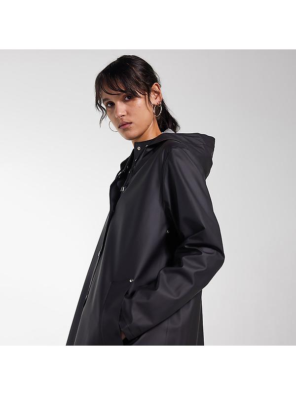 Stutterheim Women's Mosebacke Lightweight Raincoat - Black Image 5